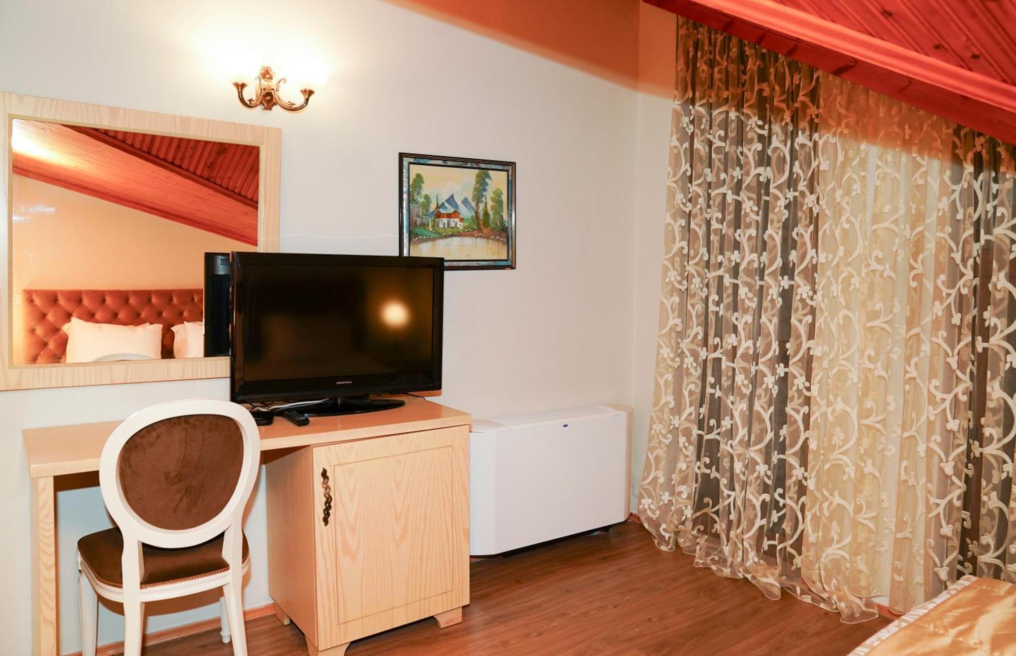 Vila Arber Golem (Tirana) Exterior foto